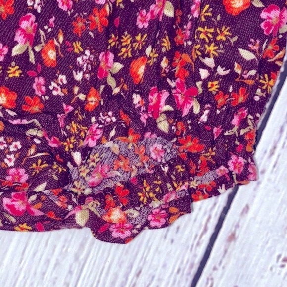 Old Navy floral bloomer shorts size 0-3 months - Picture 4 of 6